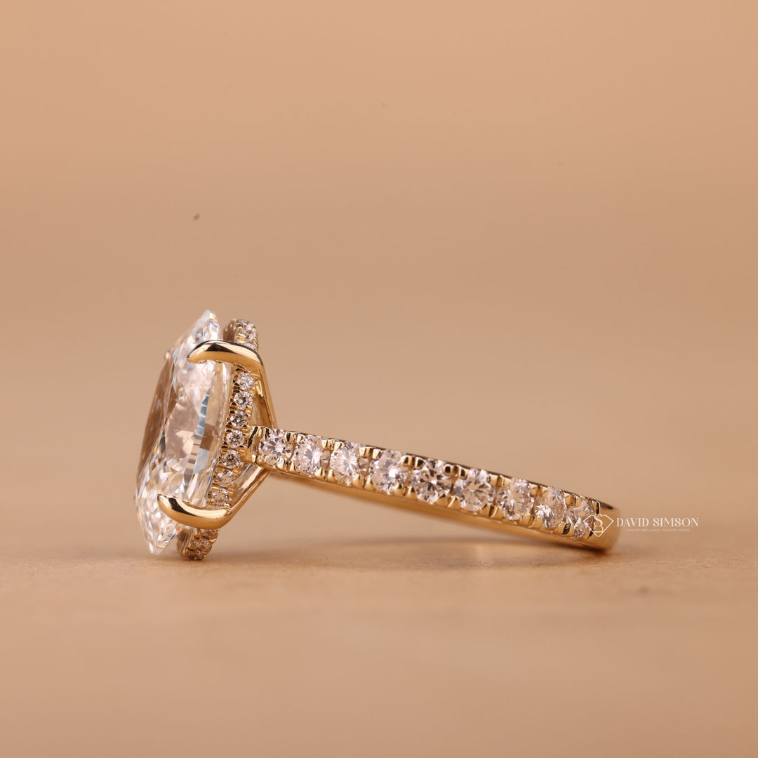 3.0CT-4.0CT Oval Cut Moissanite Diamond Hidden Halo Engagement Ring
