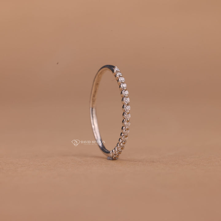 Round Cut Moissanite Diamond Matching Wedding Band