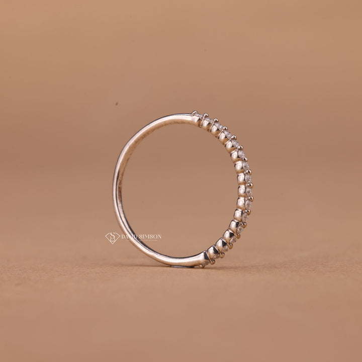 Round Cut Moissanite Diamond Matching Wedding Band