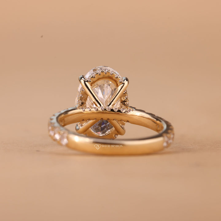 3.0CT-4.0CT Oval Cut Moissanite Diamond Hidden Halo Engagement Ring