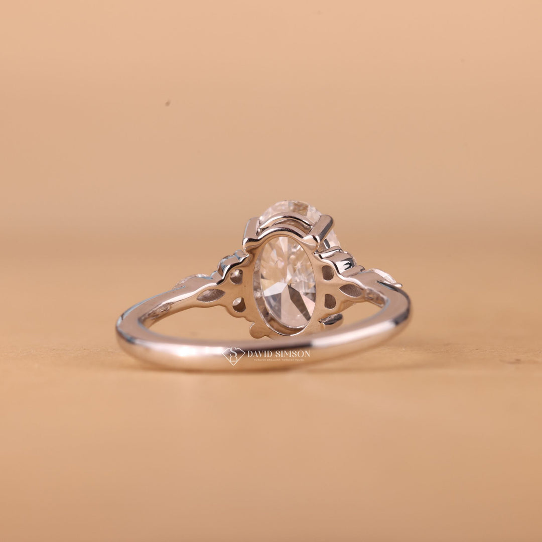 3.0CT-4.0CT Oval Cut Moissanite Diamond Cluster Engagement Ring