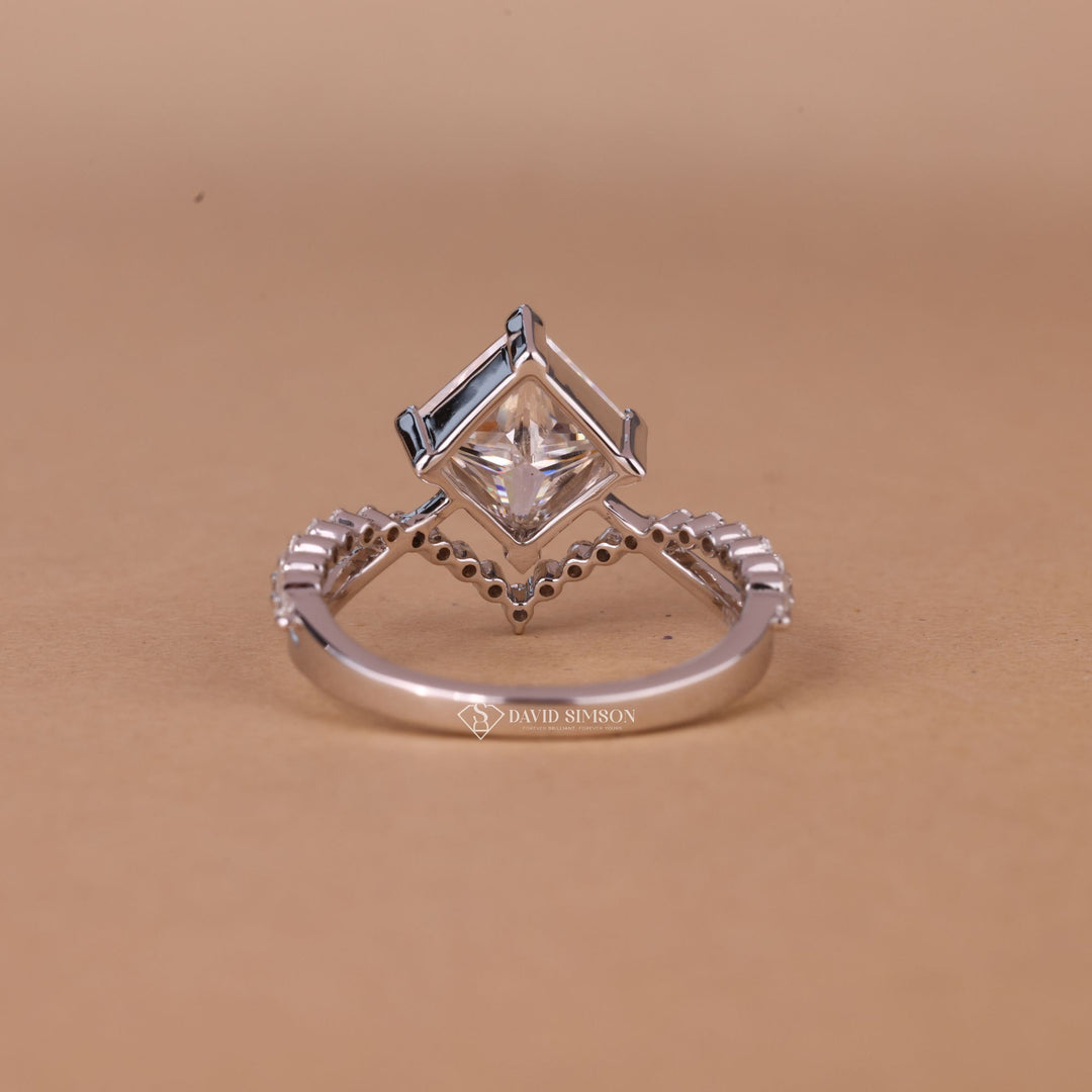 1.50CT-2.50CT Princess Cut Moissanite Unique Infinity Diamond Engagement Ring