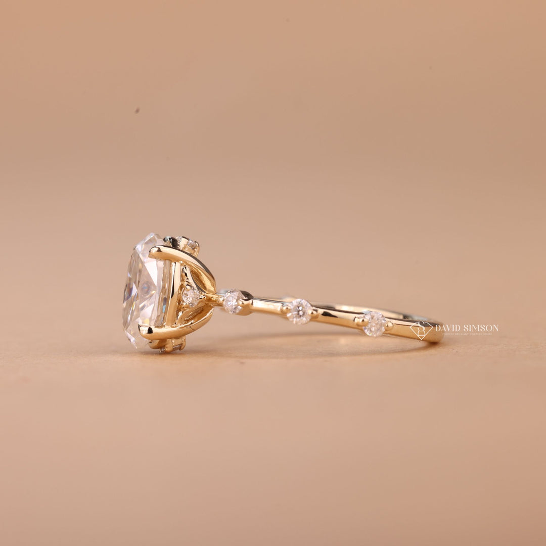 2.0CT-3.0CT Oval Cut Moissanite Distance Diamond Pave Engagement Ring