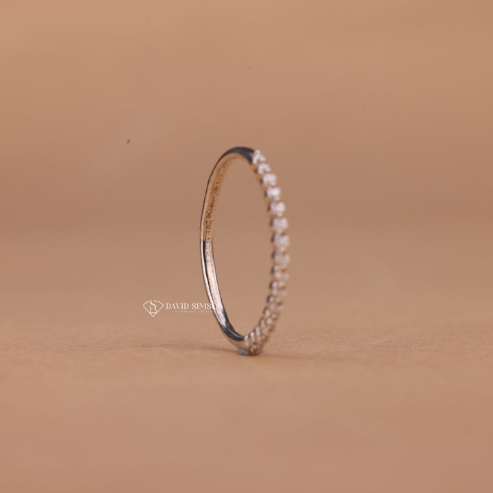 Round Cut Moissanite Diamond Matching Wedding Band