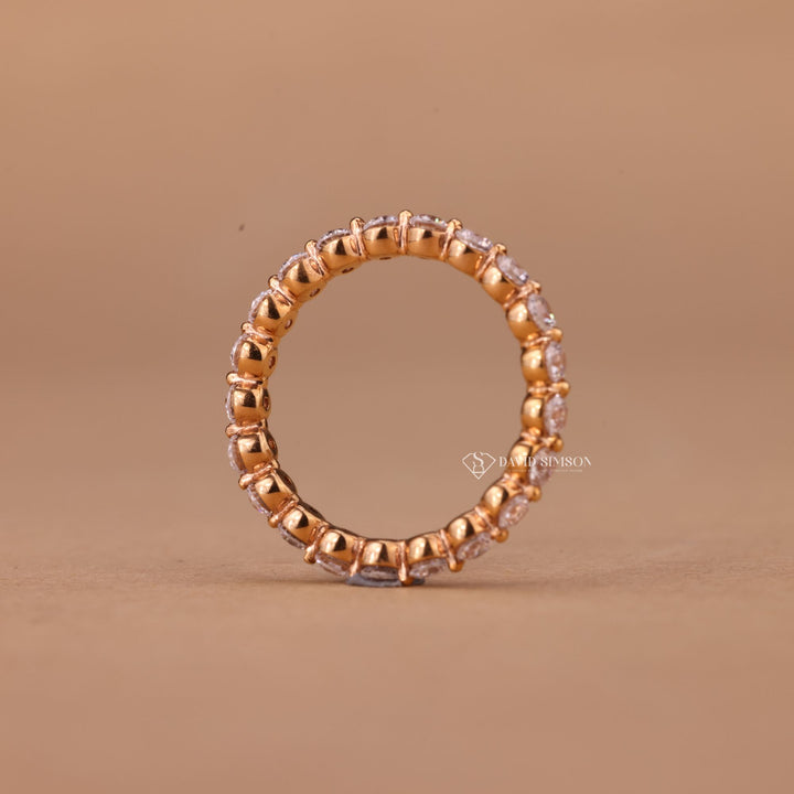 Round Cut Moissanite Diamond Floating Bubble Wedding Band