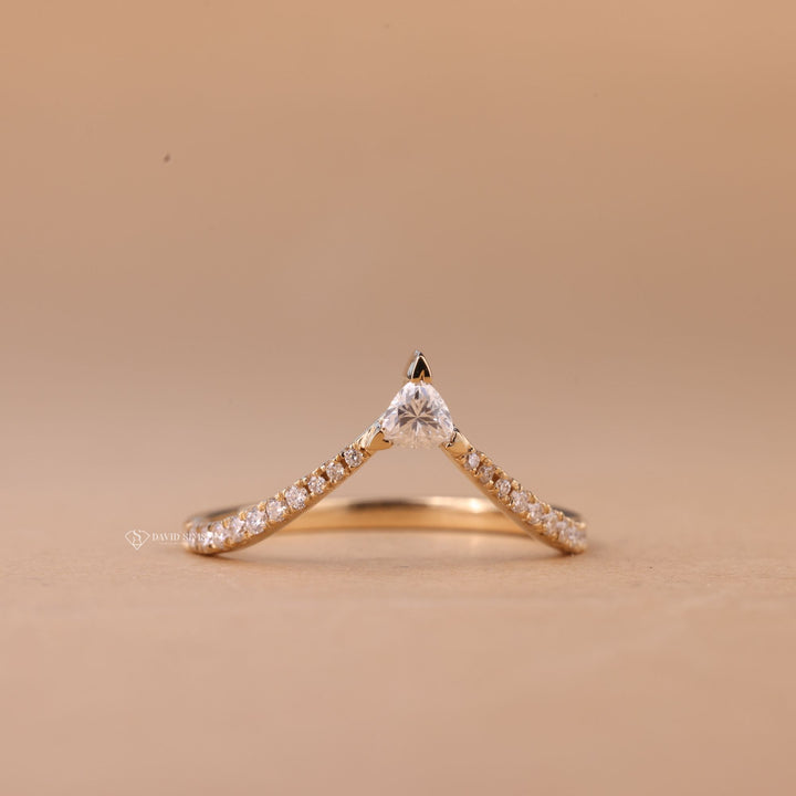 Stackable Moissanite Ring
Sustainable Wedding Band
Ethical Diamond Alternative
Conflict Free Moissanite
Handcrafted Curved Band
