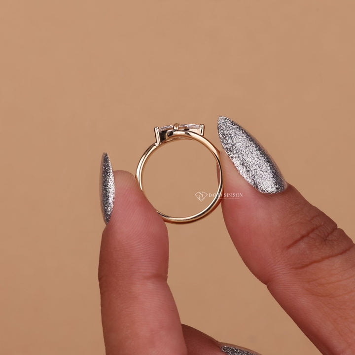 2.0CT Marquise Ring
Horizontal Marquise Ring
Modern Marquise Ring