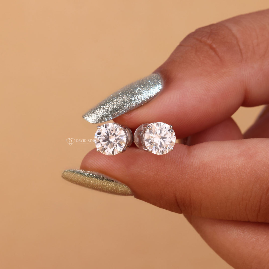 Moissanite earrings for women
Ethical moissanite diamond studs
Round cut solitaire stud earrings