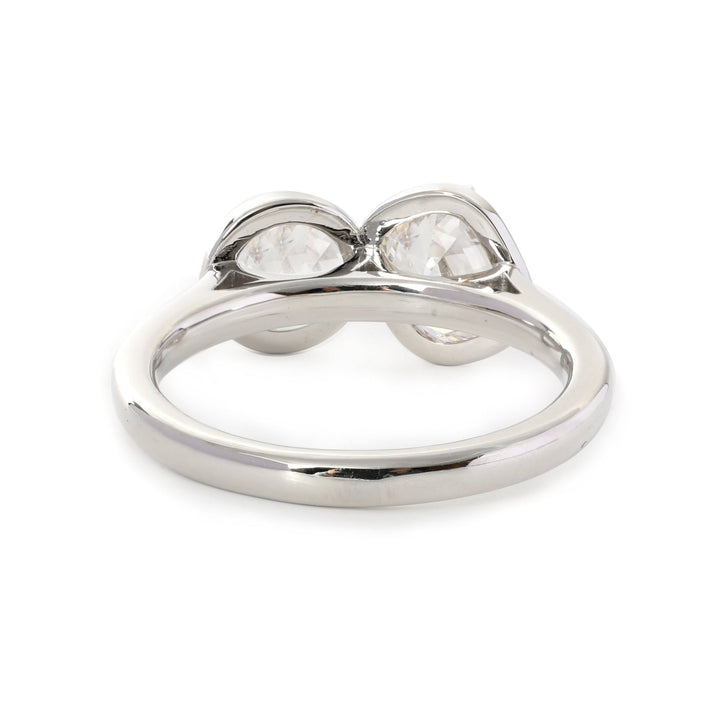 Vintage Toi et Moi RingAntique Two Stone RingOld World Diamond RingUnique Multi-Stone RingHeirloom Toi et MoiElongated Cushion and Round