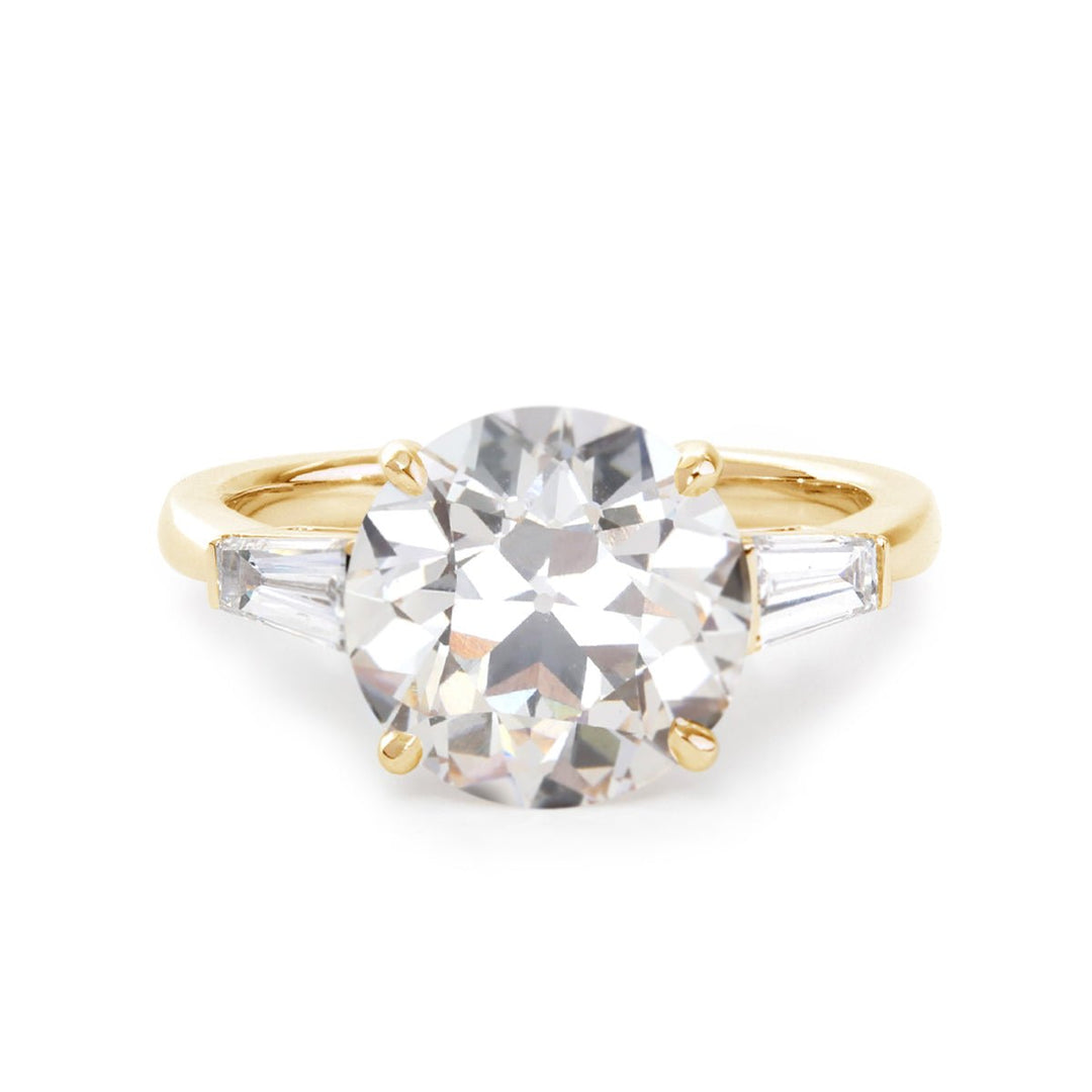  Quiet Luxury Vintage Engagement Ring24. Antique Trilogy Ring Gold25. Timeless Old European Cut Setting26. Modern Vintage OEC Ring27. 5ct Antique Diamond Jewelry