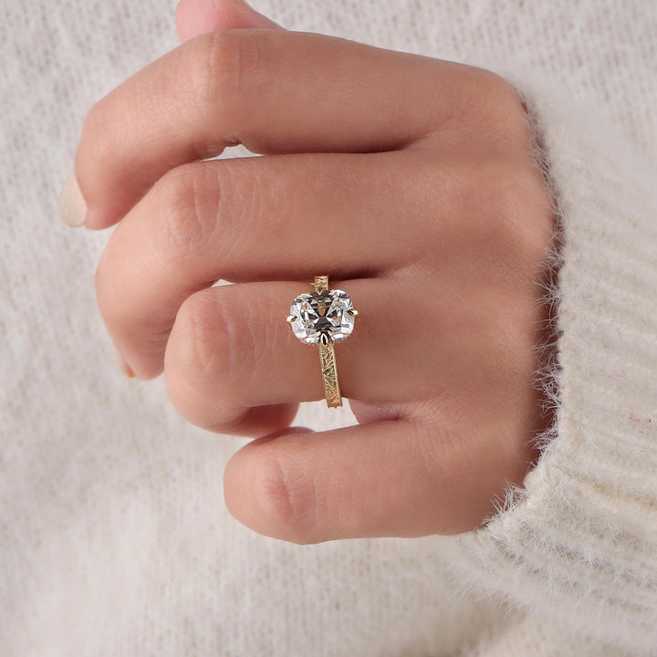 Old Mine Cut Moissanite
Cushion Cut Moissanite
Hidden Halo Ring
