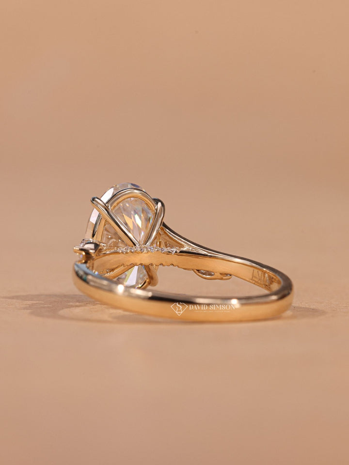  Oval timeless engagement ring, Oval elegant engagement ring, Oval glamorous engagement ring, Oval sophisticated engagement ring, Oval trendy engagement ring, Oval fashionable engagement ring, Oval ethical engagement ring, 