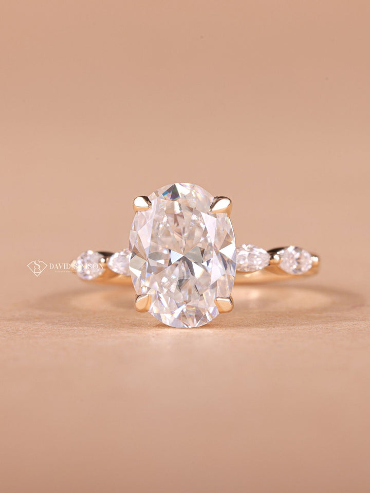 Oval sophisticated engagement ring, Oval trendy engagement ring, Oval fashionable engagement ring, Oval ethical engagement ring, Oval sustainable engagement ring, 
