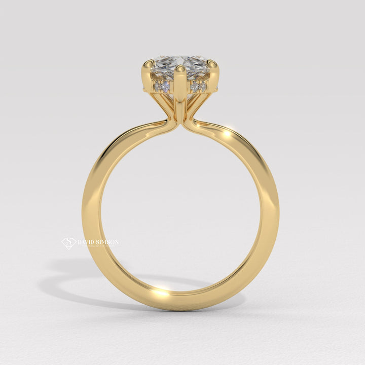 Pear vintage diamond ring, Pear classic diamond ring, Pear modern diamond ring, Pear three-stone diamond ring, Pear side stone diamond ring, Pear cathedral diamond ring