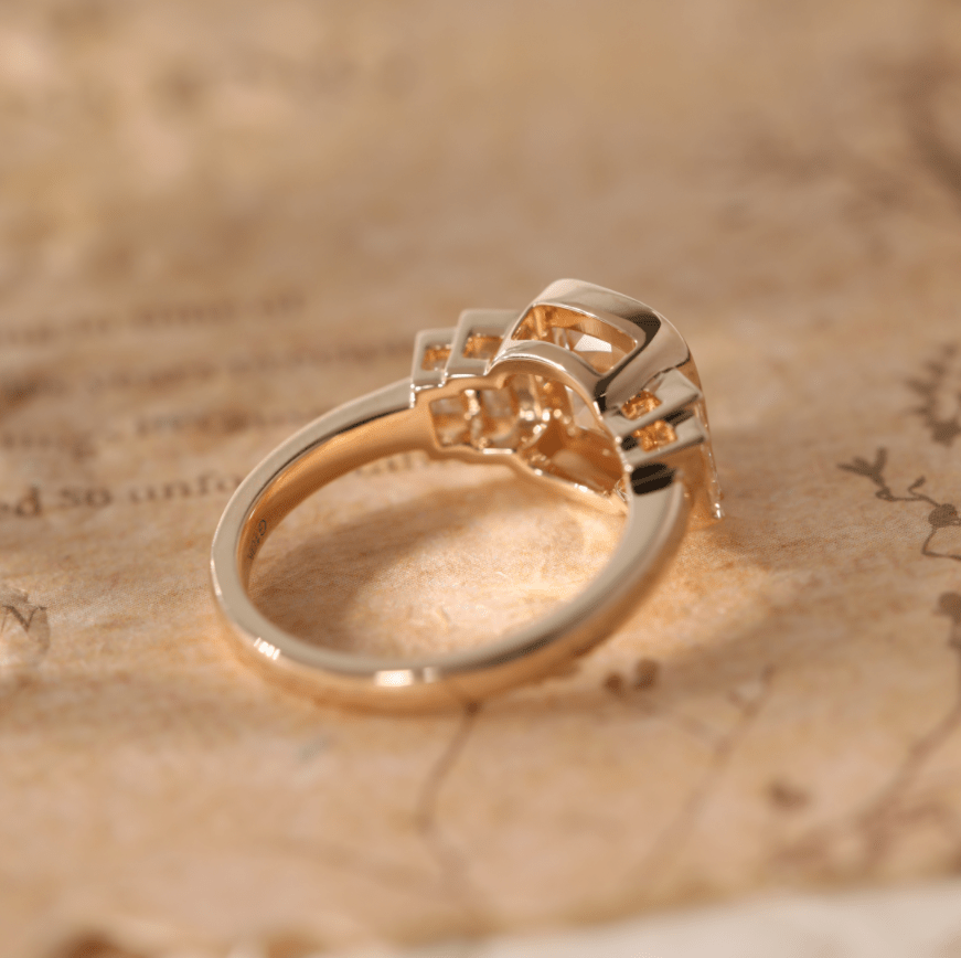 Peach Sapphire Alternative
Vintage Cluster Ring
Champagne Moissanite
Morganite Style Ring
