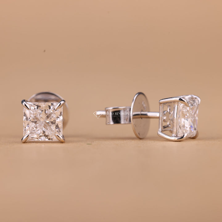 Square cut moissanite diamond earrings
Princess cut earrings in sterling silver
Dainty moissanite diamond earrings