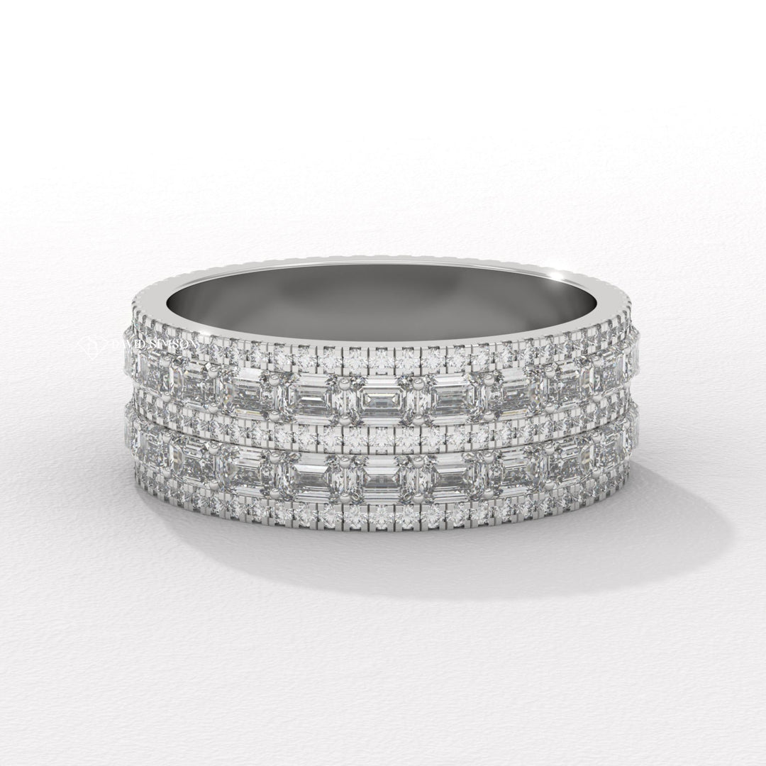 Colorless Moissanite
Prong Setting
Channel Setting