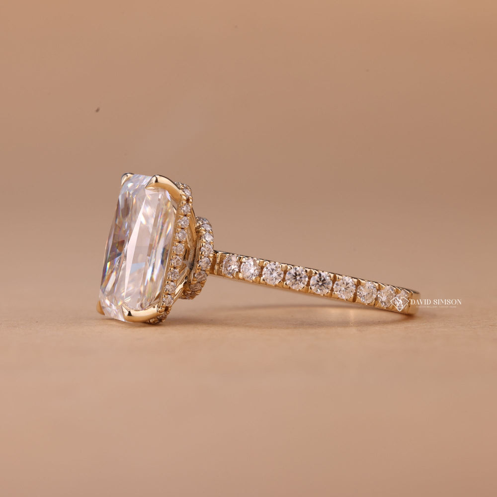 Radiant Hidden Halo Moissanite Diamond Alternative
Hidden Halo Solitaire
Radiant Cut Diamond Look
