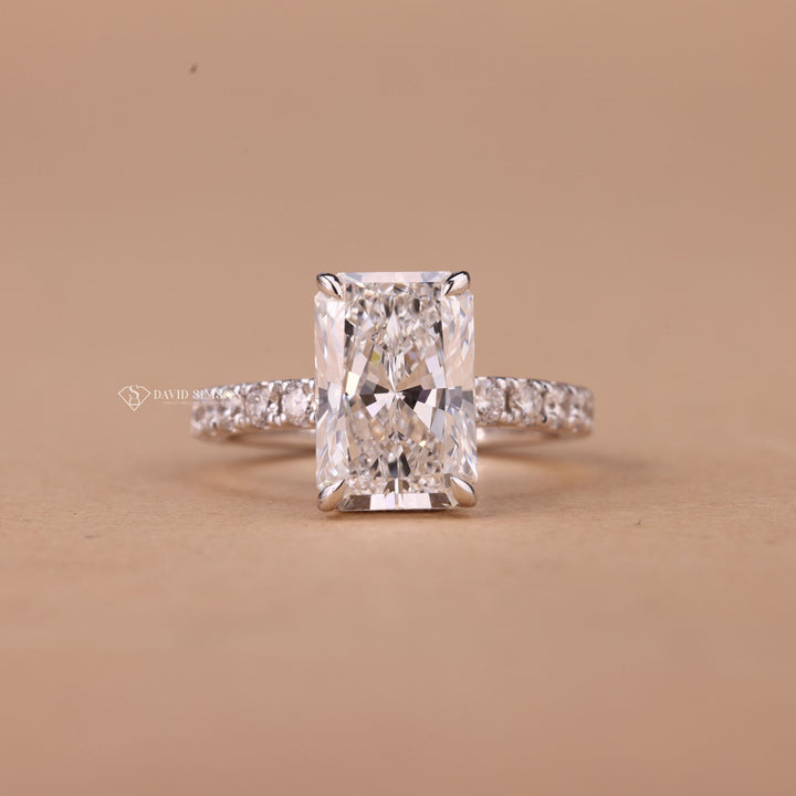 Hidden Accent Ring
Modern Engagement Ring
Radiant Cut Jewelry
