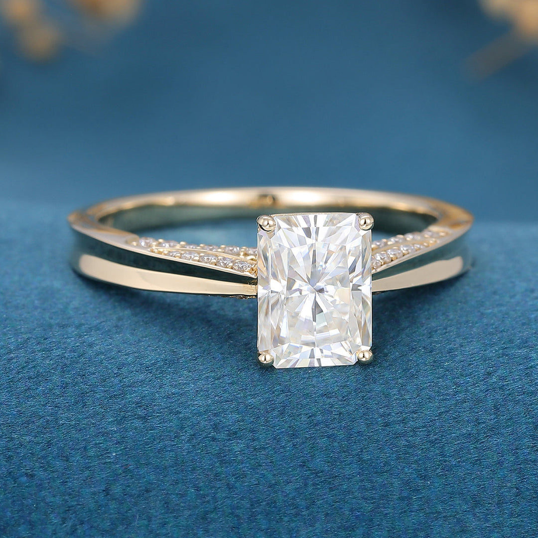 radiant-shaped-moissanite-solitaire-engagement-ring