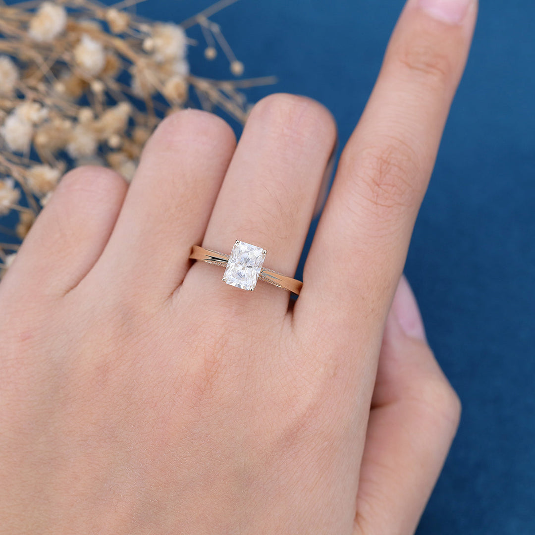 radiant-shaped-moissanite-solitaire-engagement-ring