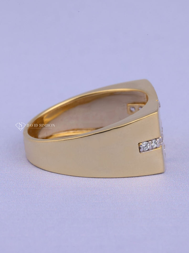 Round Cut Cross Men's Moissanite Diamond Wedding Ring