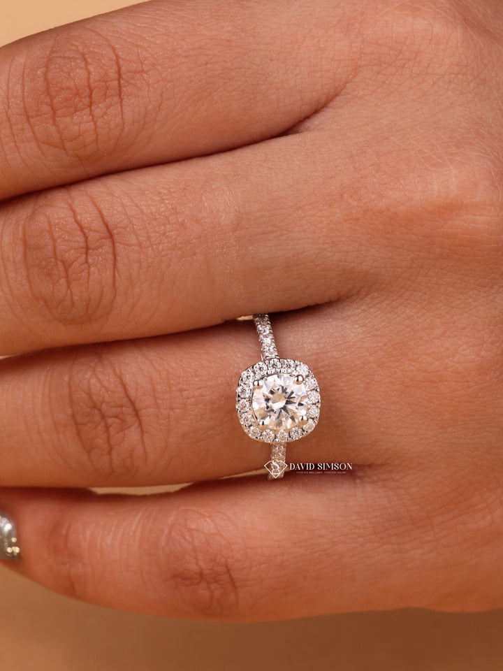 Round Cut Diamond Moissanite Halo Engagement Ring for Women