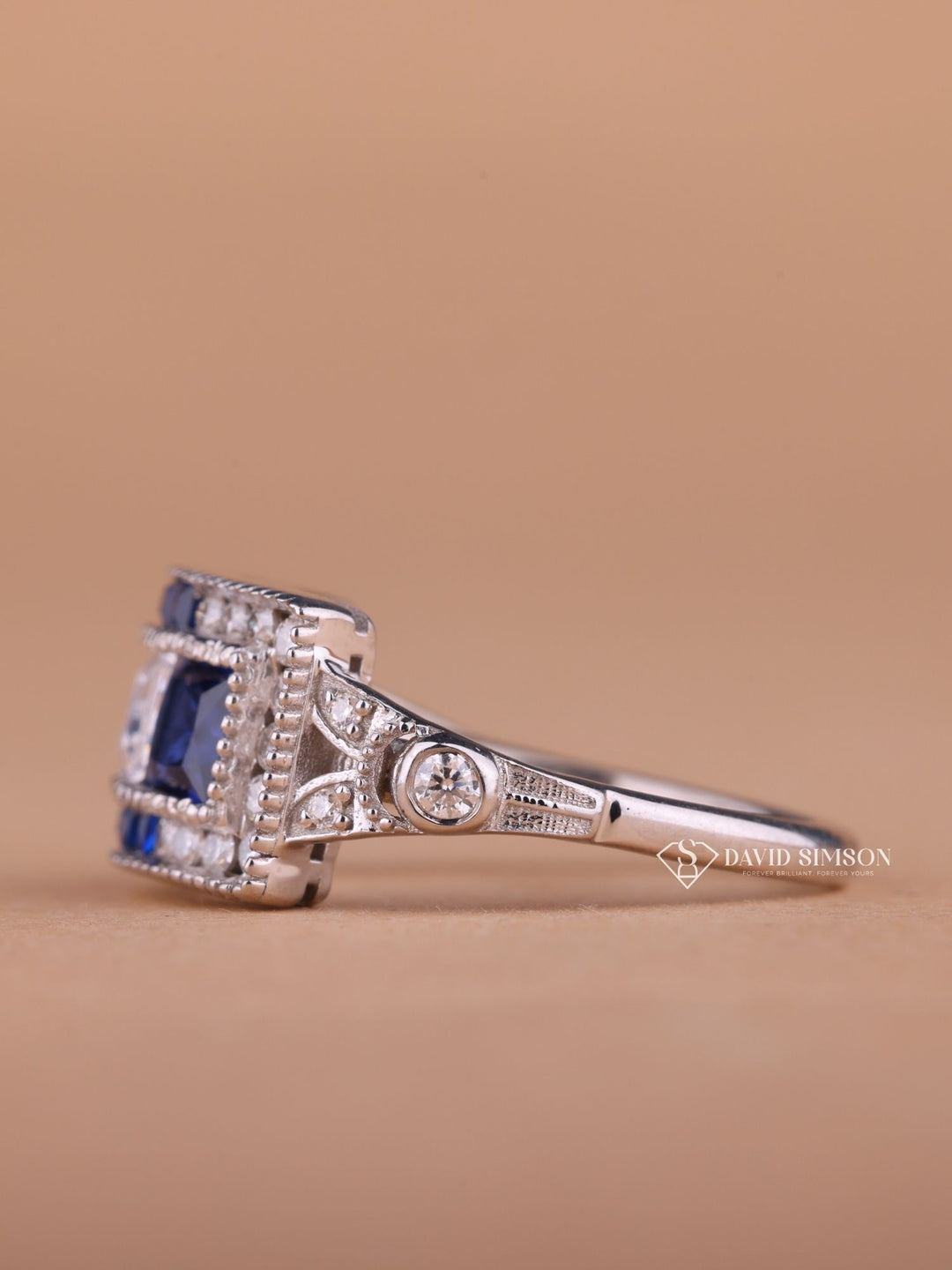 Round & Blue Cushion Cut Moissanite Diamond Vintage Wedding Ring