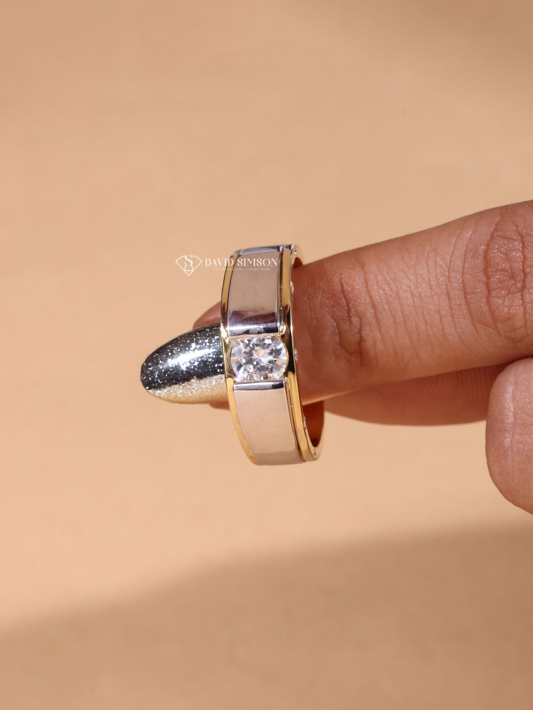 Round Cut Moissanite Diamond Unique Men's Wedding Ring