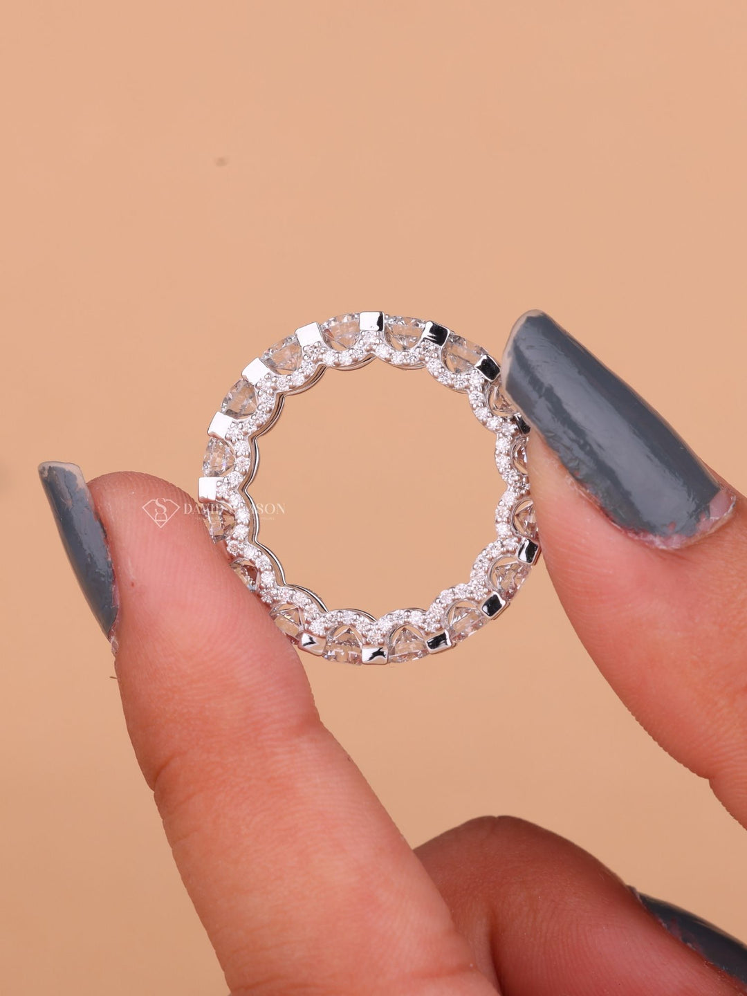 Round Cut Moissanite Shared Prongs Diamond Full Eternity Wedding Band