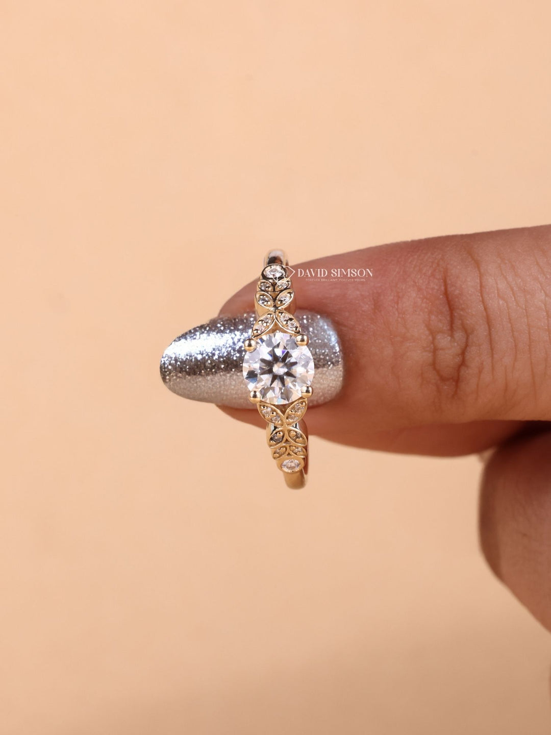 1.0CT-2.0CT Round Cut Moissanite Vintage Milgrain Pave Diamond Engagement Ring