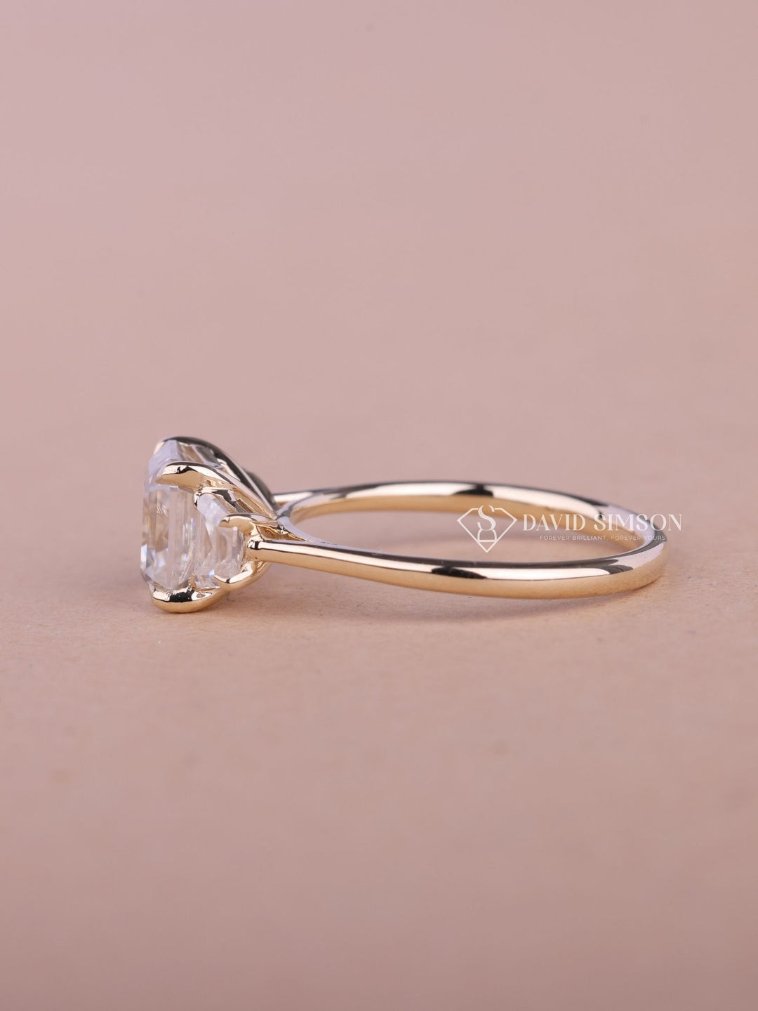 1.0CT-2.0CT Asscher Cut Three Stone Moissanite Diamond Engagement Ring