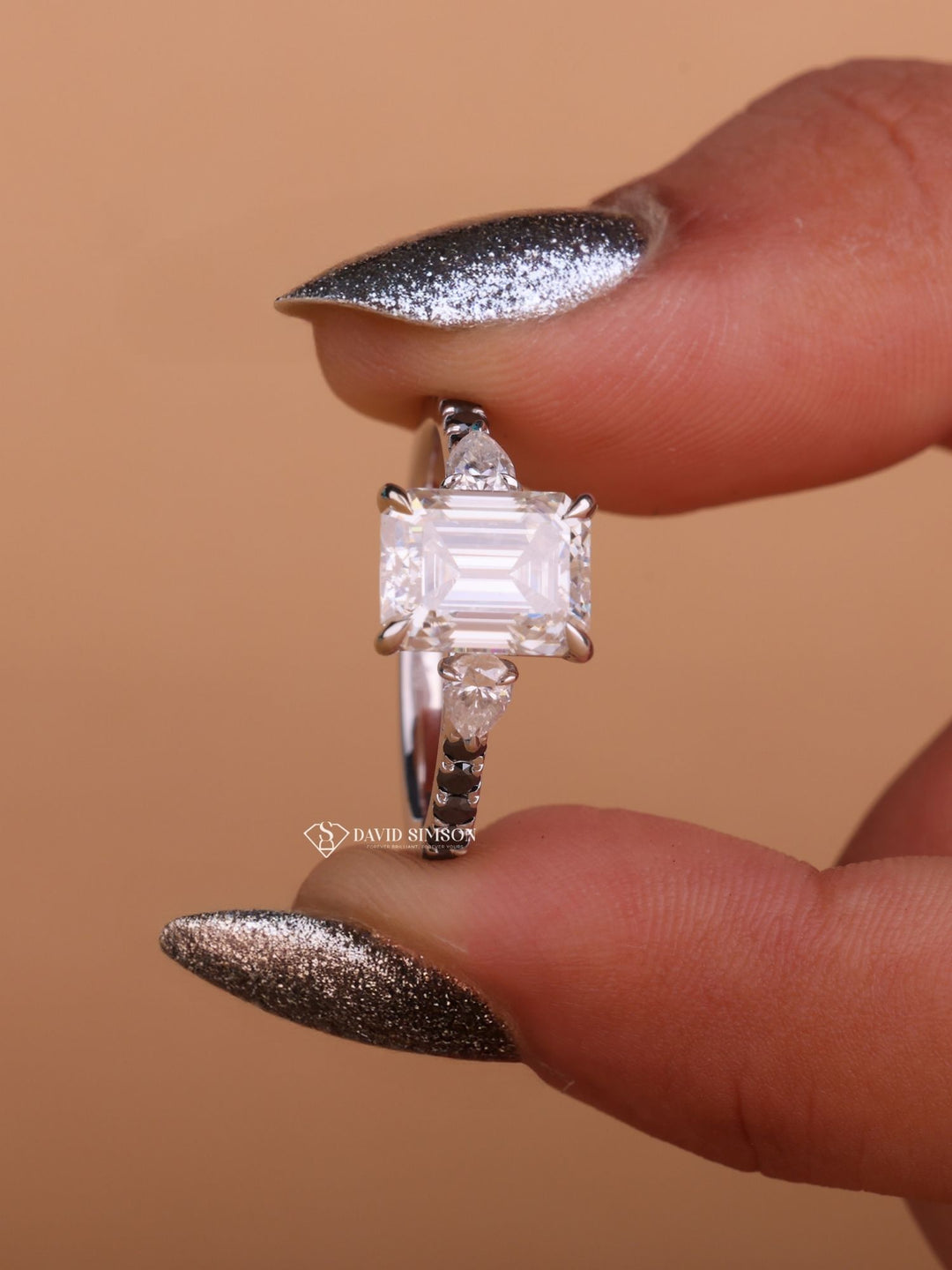 2.50CT-3.50CT Emerald Cut Moissanite Diamond Three Stone Engagement Ring