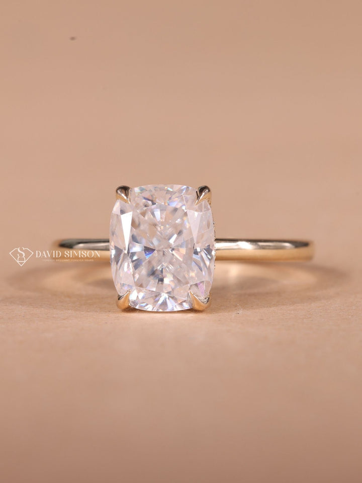 2.50CT-3.50CT Cushion Cut Moissanite Hidden Halo Diamond Engagement Ring