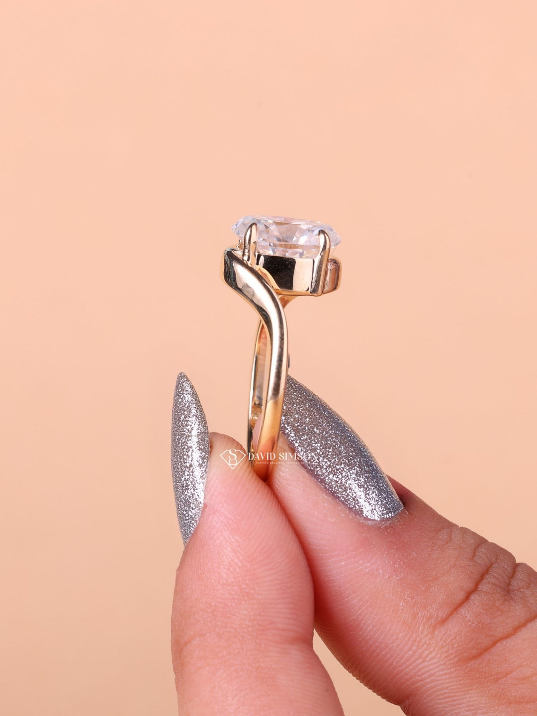 3.0CT-4.0CT Oval Cut Moissanite Diamond Bypass Engagement Ring