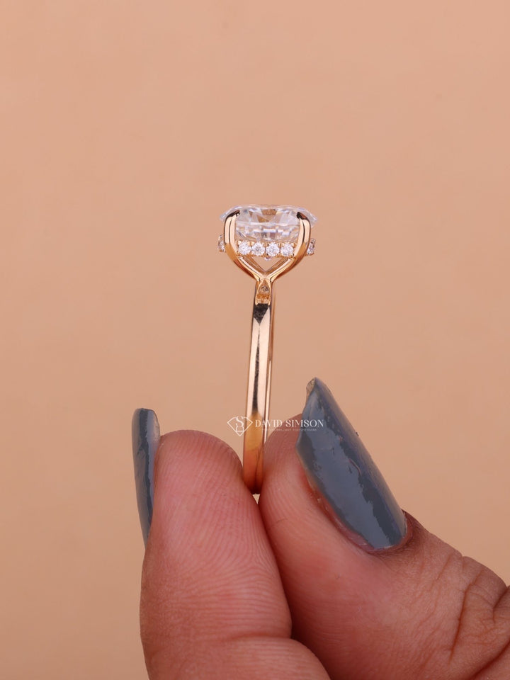 2.0CT-3.0CT Oval Cut Moissanite Diamond Hidden Halo Engagement Ring