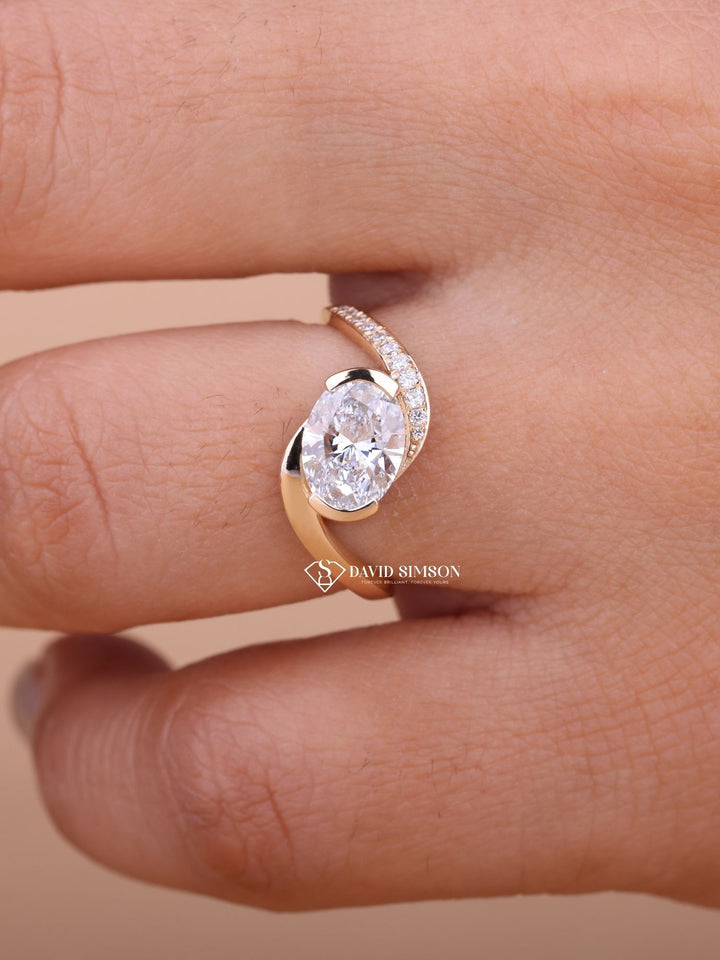 2.0CT-3.0CT East West Oval Cut Moissanite Diamond Bypass Pave Engagement Ring