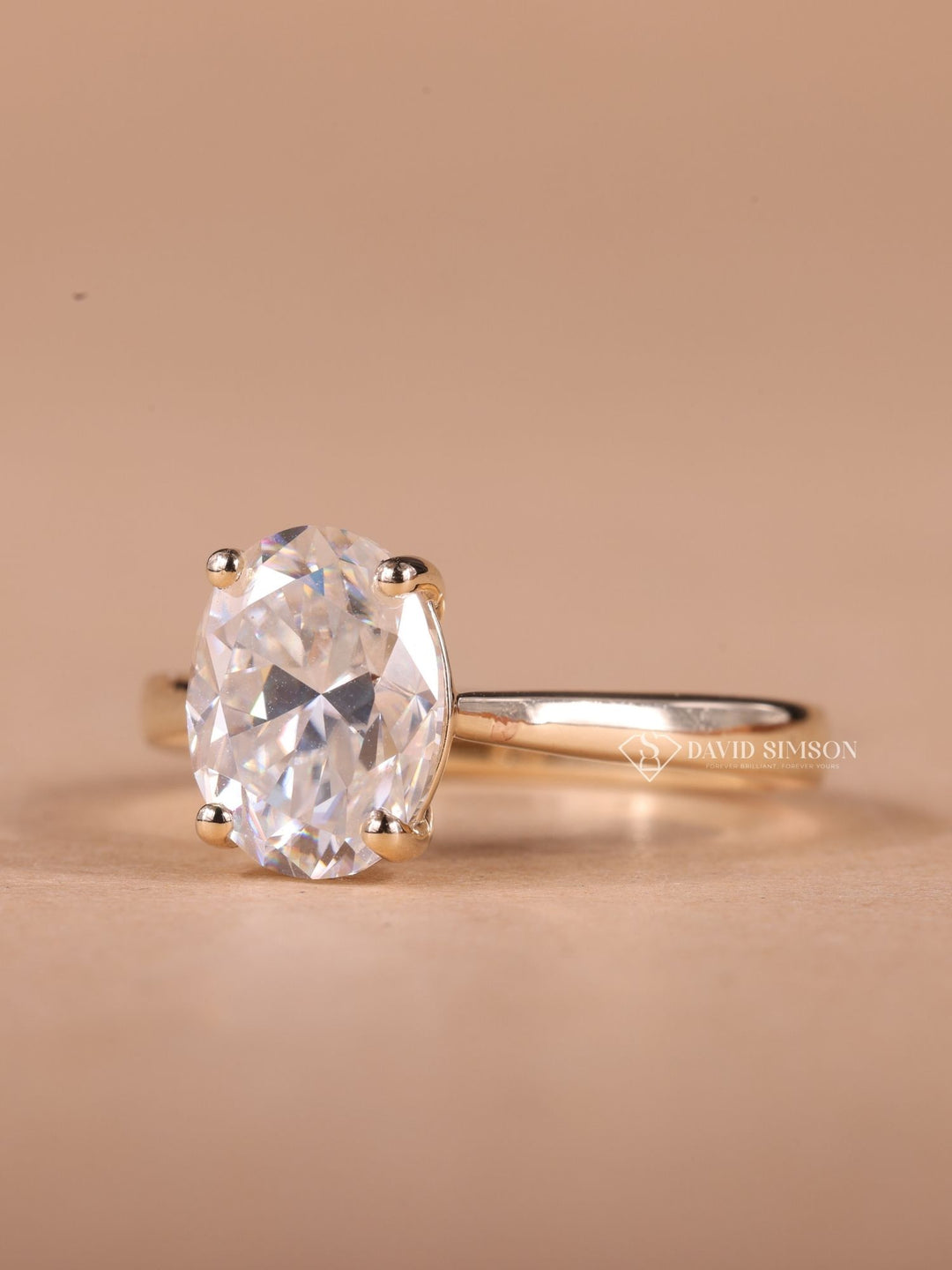 2.0CT-3.0CT Oval Cut Moissanite Diamond Solitaire Engagement Ring