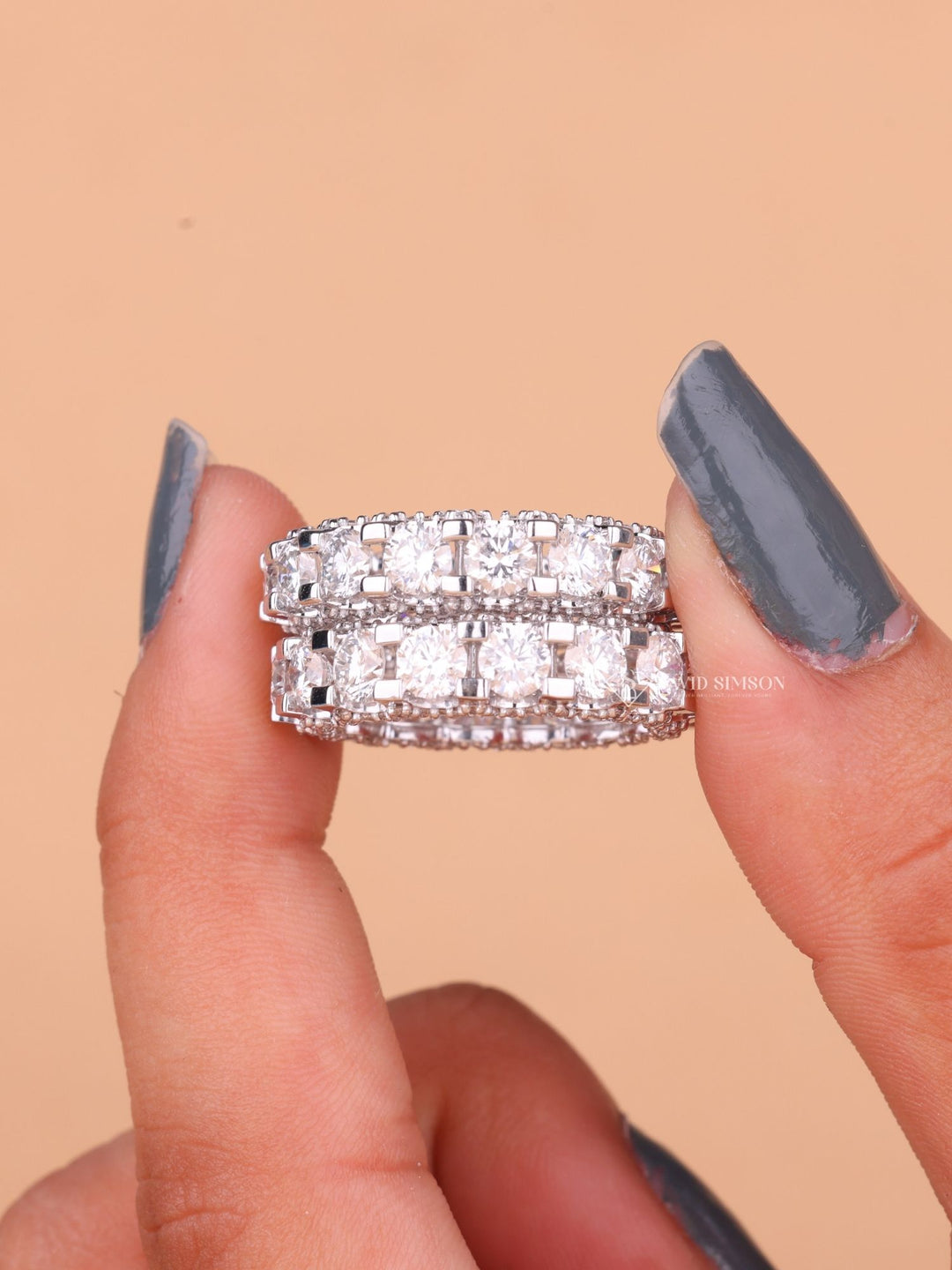 Round Cut Moissanite Shared Prongs Diamond Full Eternity Wedding Band