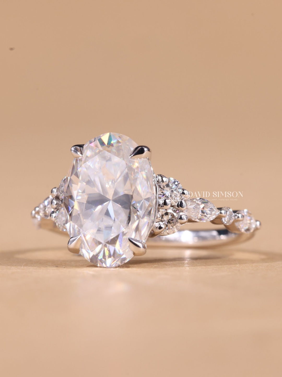 2.0CT-3.0CT Oval Cut Moissanite Cluster Diamond Engagement Ring