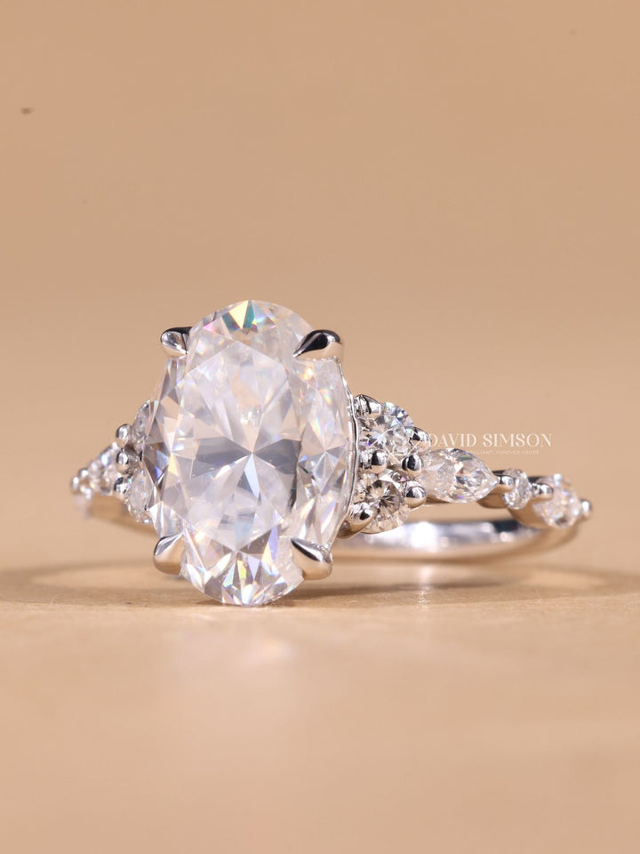 2.0CT-3.0CT Oval Cut Moissanite Cluster Diamond Engagement Ring