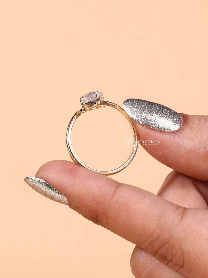 1.0CT-3.0CT Marquise Cut Moissanite Bypass Diamond Engagement Ring