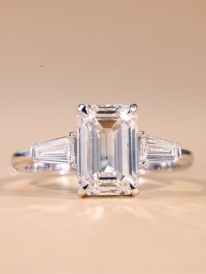 3.50CT-4.50CT Emerald Cut Moissanite Diamond Three Stone Engagement Ring