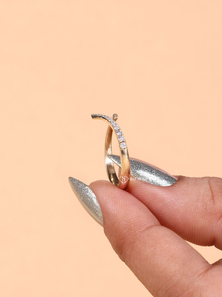 Round Cut Moissanite Diamond Open Unique Wedding Band