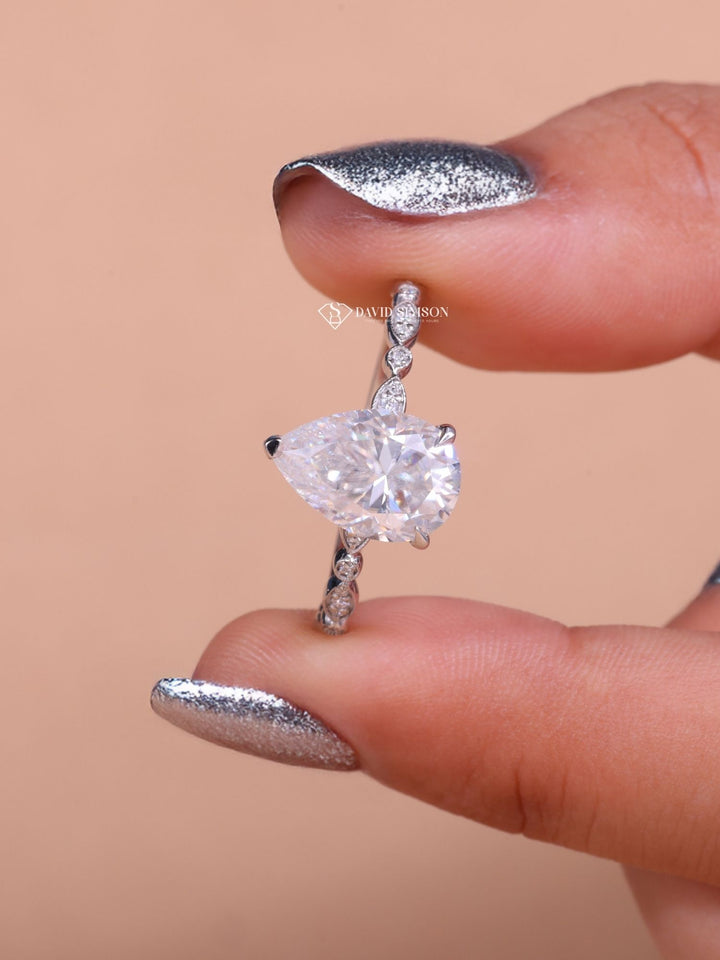 2.0CT-3.0CT Pear Cut Moissanite Vintage Pave Diamond Engagement Ring