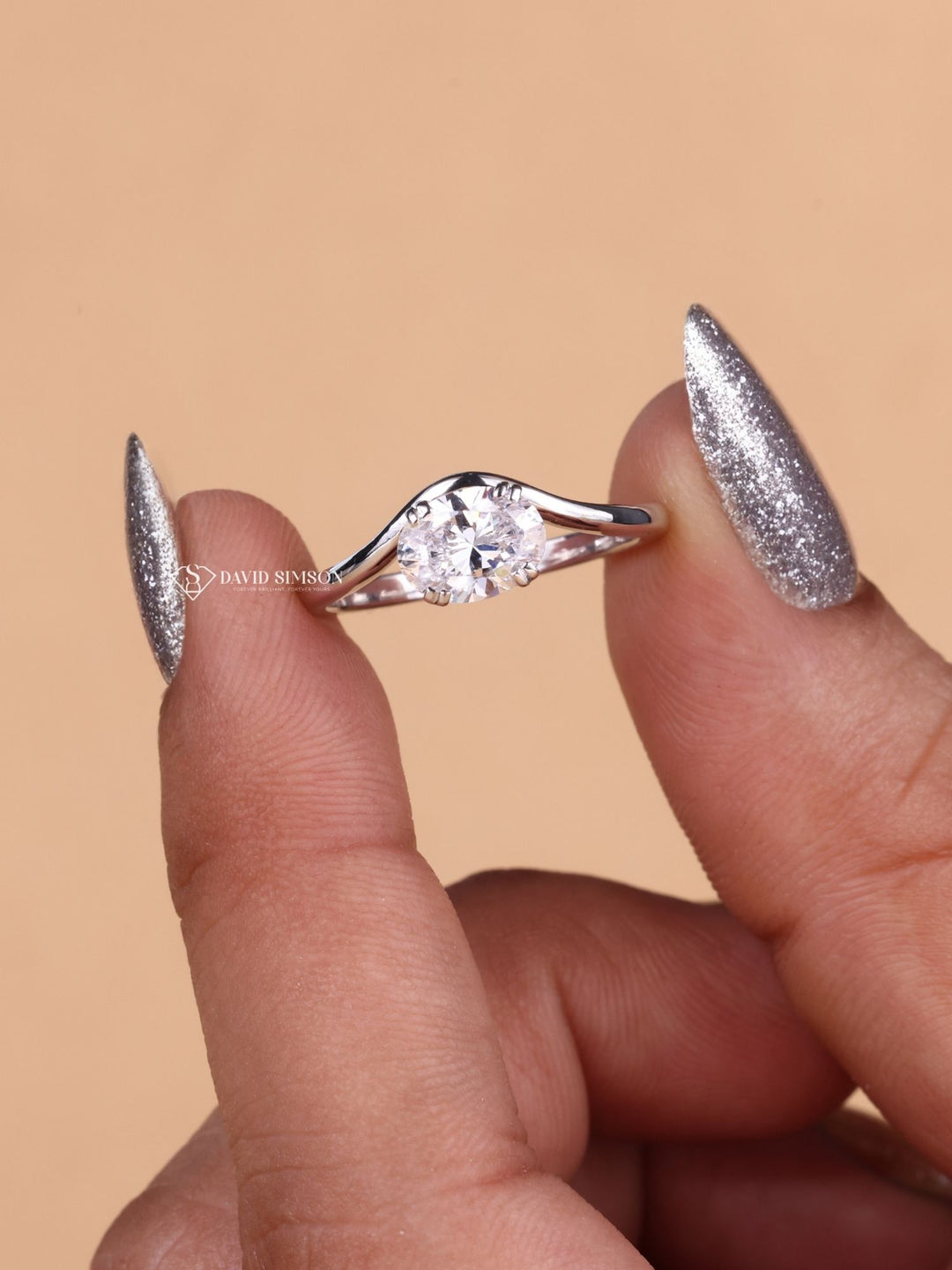 3.50CT-4.50CT Oval Cut Moissanite Curved Wave Diamond Engagement Ring