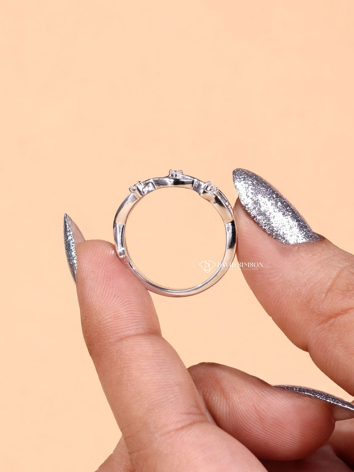 Round Cut Moissanite Diamond Twig Wedding Band