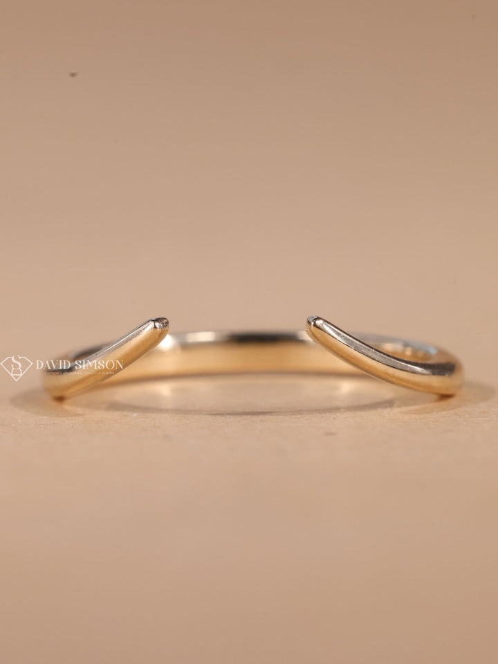 Open Solid 14K-18K Gold Curved Wedding Band