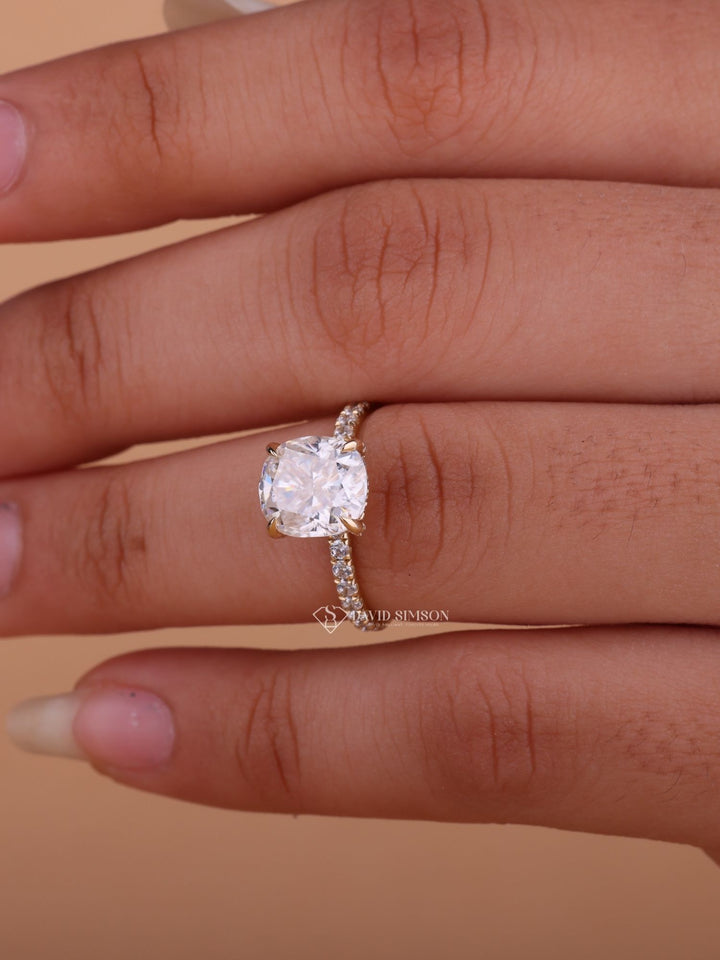 2.0CT-3.0CT Cushion Cut Moissanite Diamond Hidden Halo Engagement Ring