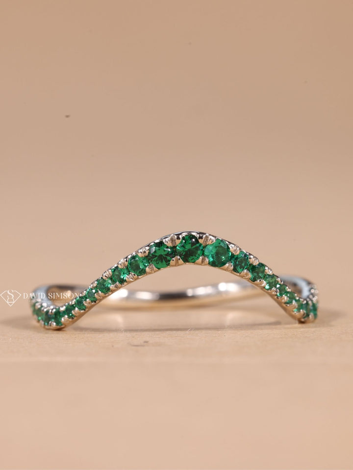 Green Round Cut Moissanite Diamond Curved Half Eternity Wedding Band